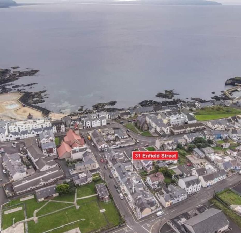 Enfield Street House Behind Portstewart Promenade With Partial Sea View From Front 3 Bed Sleeps 7 Villa Buitenkant foto