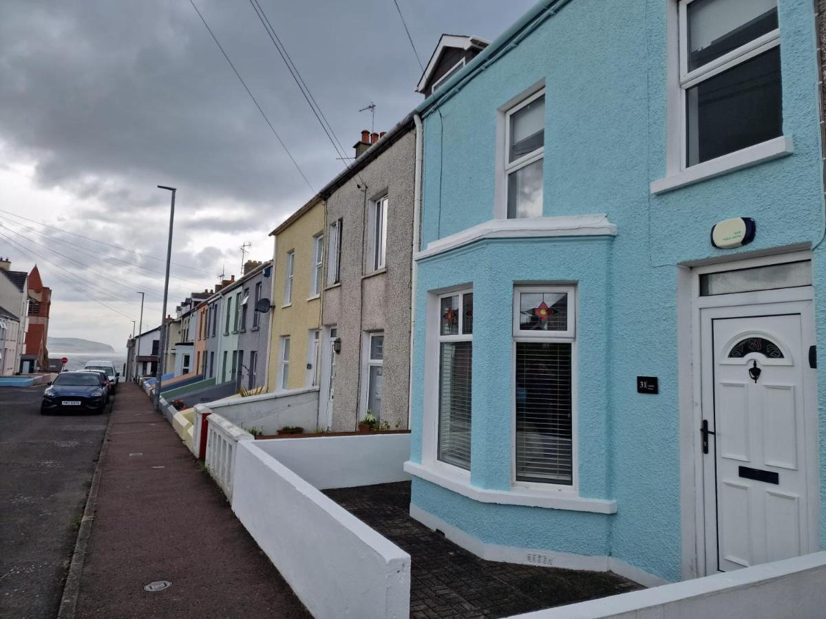 Enfield Street House Behind Portstewart Promenade With Partial Sea View From Front 3 Bed Sleeps 7 Villa Buitenkant foto