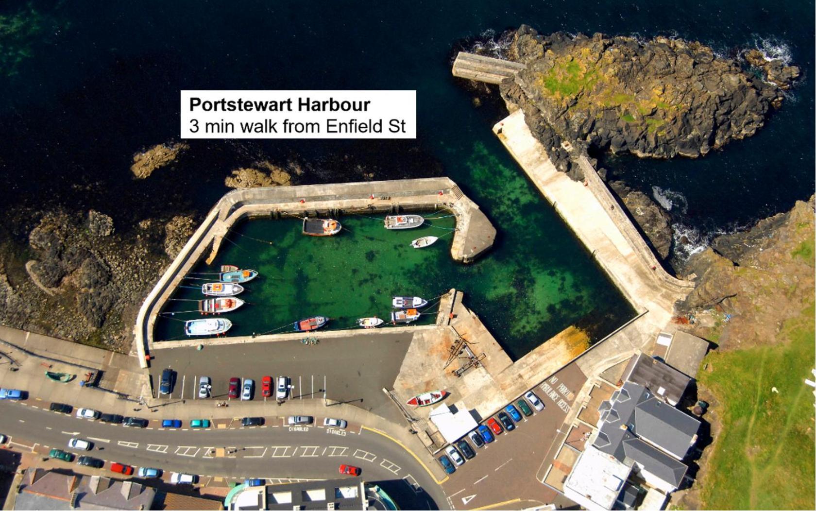 Enfield Street House Behind Portstewart Promenade With Partial Sea View From Front 3 Bed Sleeps 7 Villa Buitenkant foto